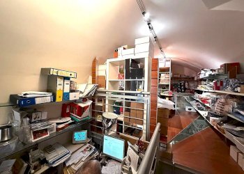 Shop Via Sant'Ambrogio, Varazze - photo 14