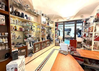 Shop Via Sant'Ambrogio, Varazze - photo 21