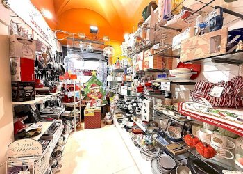 Shop Via Sant'Ambrogio, Varazze - photo 23