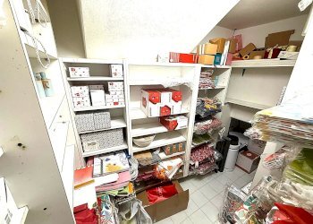 Shop Via Sant'Ambrogio, Varazze - photo 30
