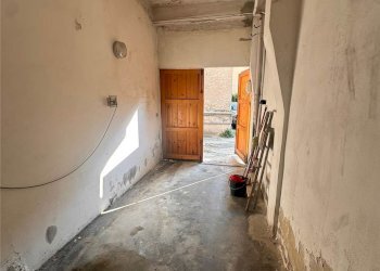 Two-room apartment VIA ALLA CAVA 5, Como - photo 10