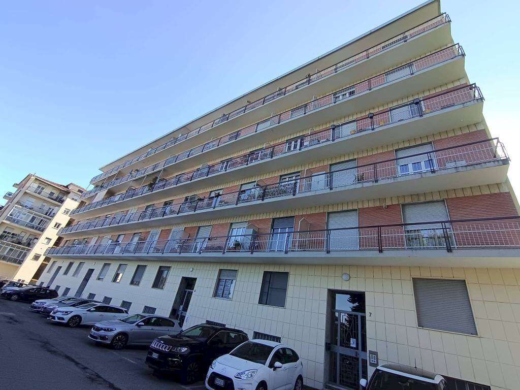 Three-room apartment Pinerolo - photo 1