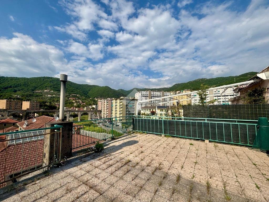 Quadrilocale Via geirato, Genova (zona Molassana) - foto 1