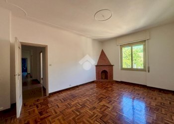 Quadrilocale Via geirato, Genova (zona Molassana) - foto 3