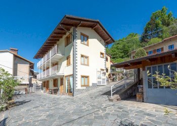 Independent house Borgata Combacalda, Giaveno - photo 1