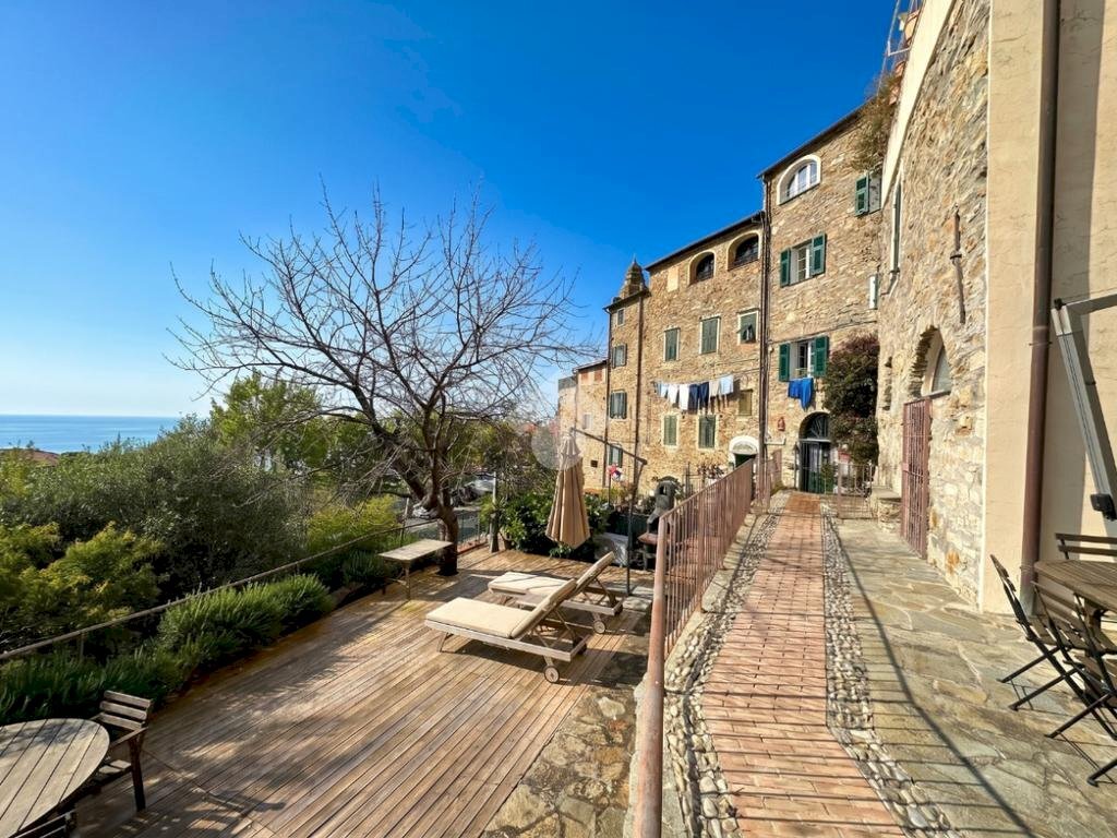 Four-room apartment Via XX Settembre, Cipressa - photo 3