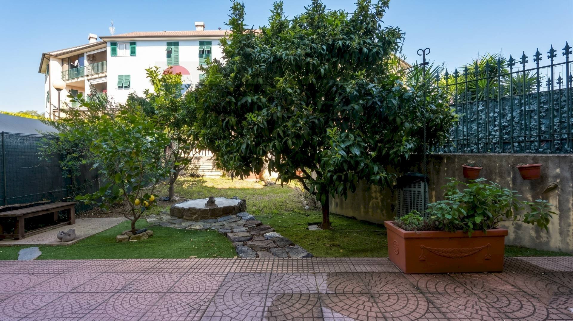 Bilocale via Edoardo Garrone, 10 
 Bolzaneto, Genova (zona Bolzaneto) - foto 3