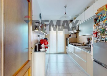 Bilocale via Edoardo Garrone, 10 
 Bolzaneto, Genova (zona Bolzaneto) - foto 42