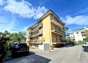 Three-room apartment Via Giaiette, Diano Marina - photo 1