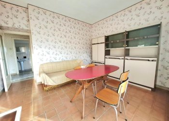 Three-room apartment Via Giaiette, Diano Marina - photo 8