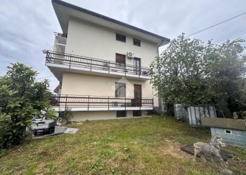 Bilocale Via villa, Giaveno - foto 1