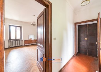 Three-room apartment Racconigi - photo 14