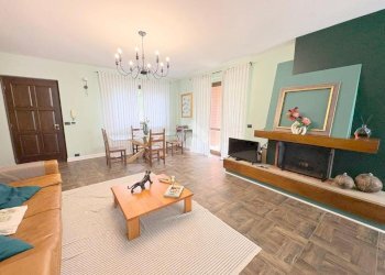 Villa a Schiera Via San Carlo, San Francesco al Campo - foto 5