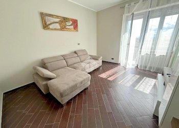 Three-room apartment Via Roma, Ciriè - photo 4