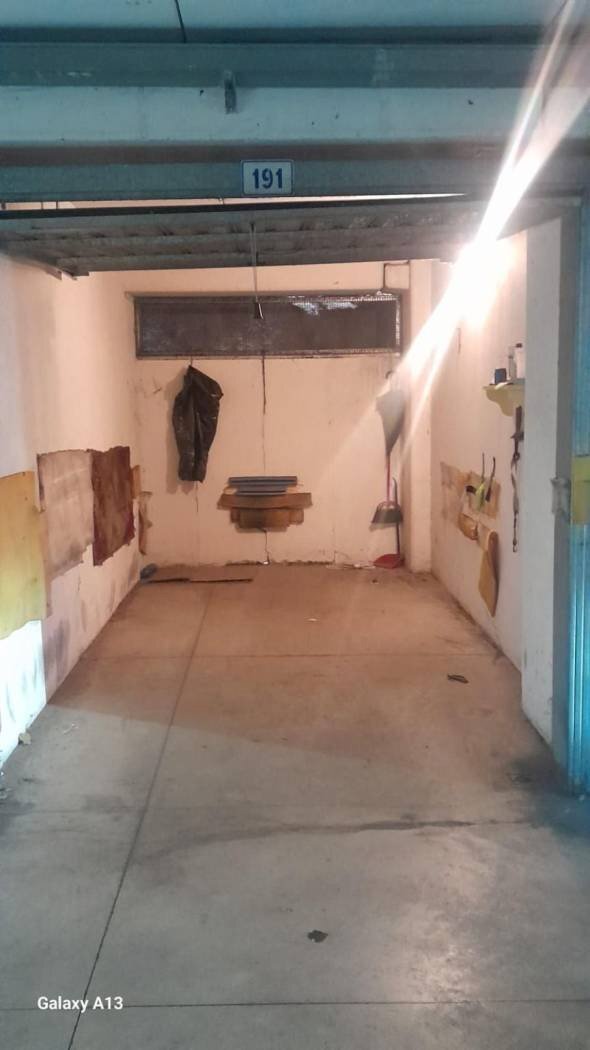 Box Piazza Manfredi Azzarita, Bologna (zona Centro Storico) - foto 3
