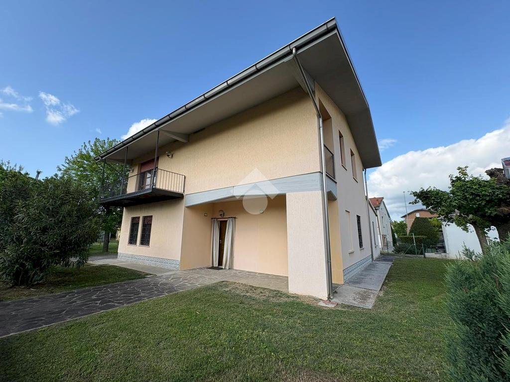 Villa Via Marzabotto, Poviglio - photo 1