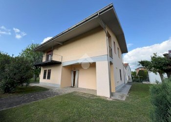 Villa Via Marzabotto, Poviglio - photo 1