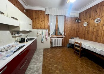 Three-room apartment Via per parma, Traversetolo - photo 2