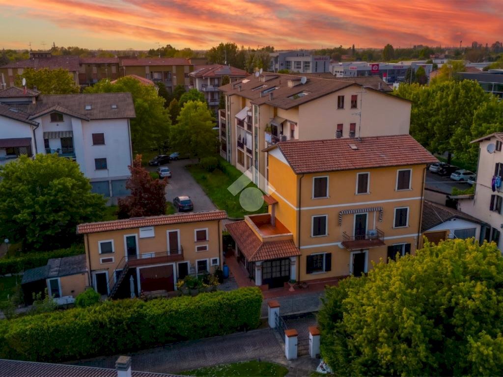 Casa indipendente Via Fratelli Cervi, Reggio nell'Emilia - foto 1