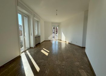 Four-room apartment Via Pisanello, Milano (neighborhood Gambara) - photo 9