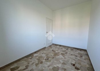 Four-room apartment Via Pisanello, Milano (neighborhood Gambara) - photo 22