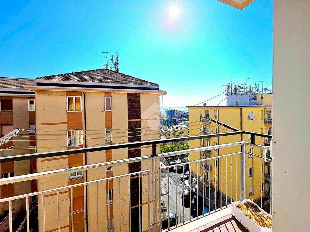 Quadrilocale Via Sant'Antonio, Savona - foto 2