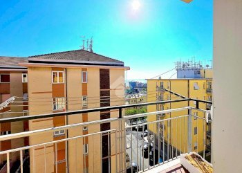 Quadrilocale Via Sant'Antonio, Savona - foto 2