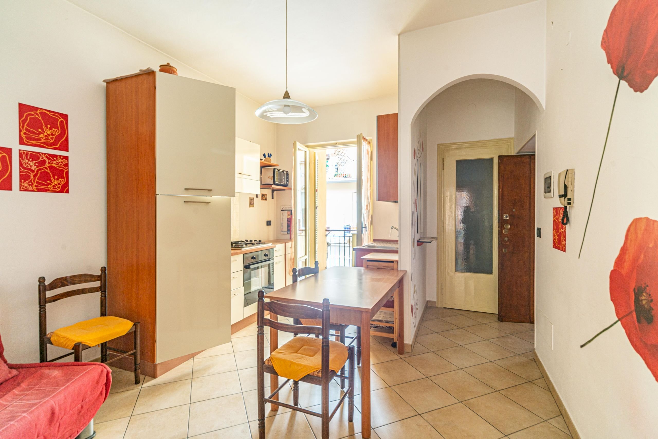 Two-room apartment Via Amedeo Secondo, Cuneo (neighborhood Centro) - photo 1