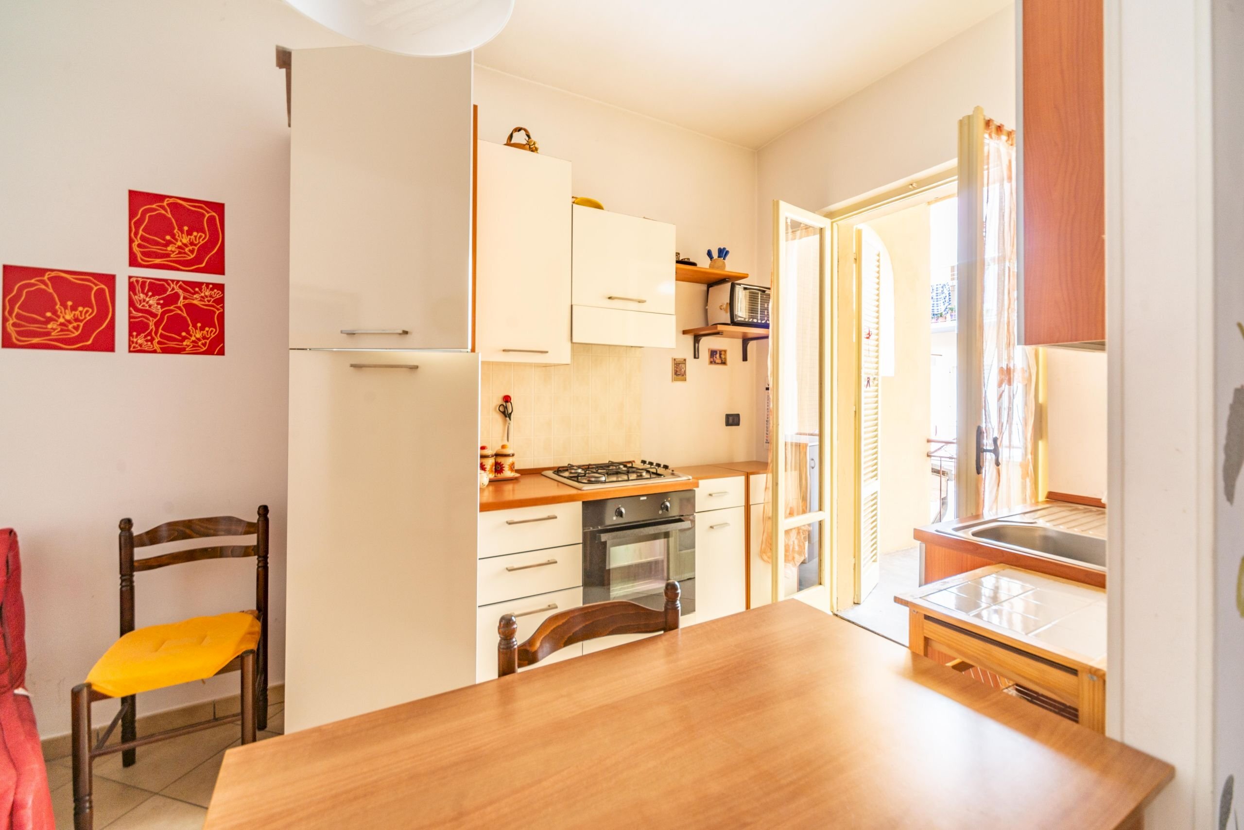 Two-room apartment Via Amedeo Secondo, Cuneo (neighborhood Centro) - photo 3
