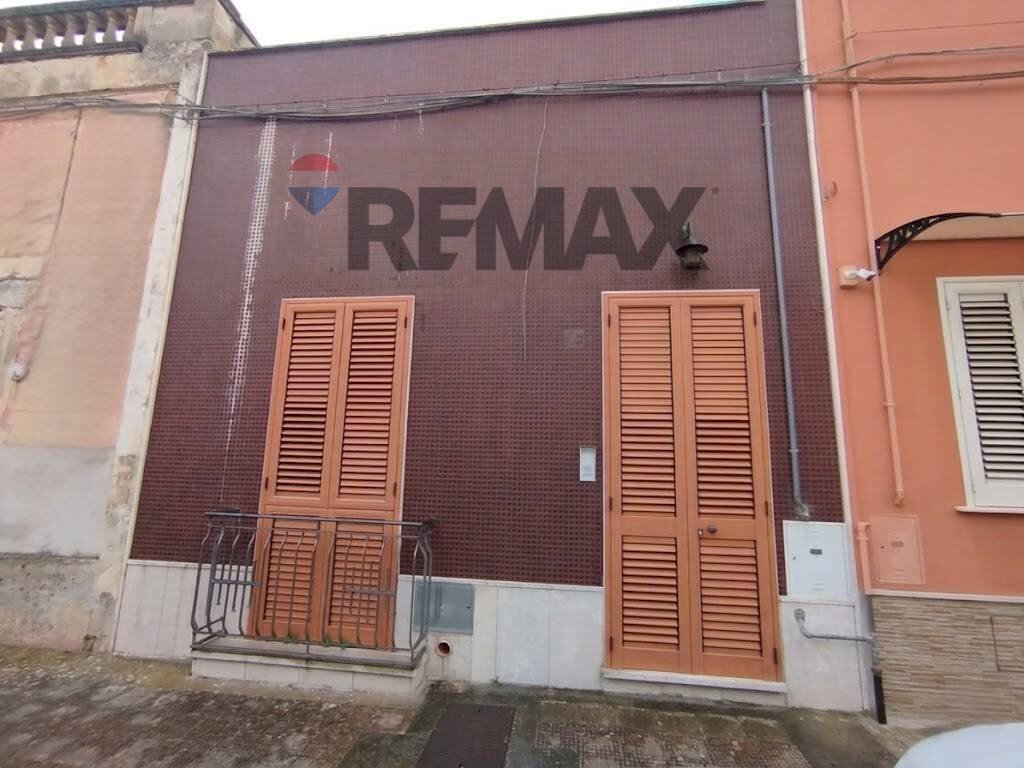 Casa all\'aperto - Casa indipendente Via Conciliazione
 
63, Campi Salentina - foto 1