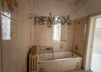 Bagno - Casa indipendente Via Conciliazione
 
63, Campi Salentina - foto 12