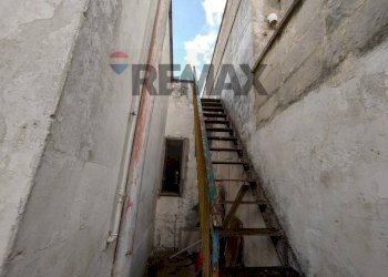 Scale - Casa indipendente Via Conciliazione
 
63, Campi Salentina - foto 16