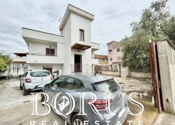Foto 2 - Villa Via Limitillo
 
12, Villa Literno - photo 2