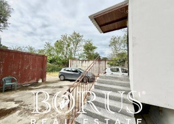 Foto 5 - Villa Via Limitillo
 
12, Villa Literno - photo 5