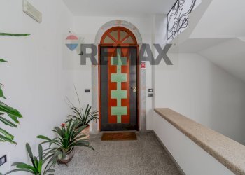 Hall / corridoio - Four-room apartment VIA GIOVANI MERULA
 
26, Vigevano - photo 5