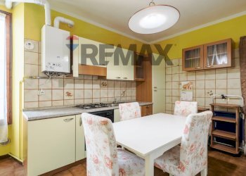 Cucina - Appartamento via Trento
 
54, Toscolano-Maderno - foto 6