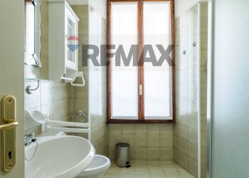 Bagno - Appartamento via Trento
 
54, Toscolano-Maderno - foto 11