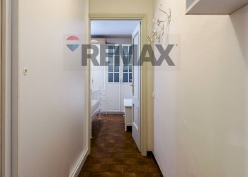 Hall / corridoio - Appartamento via Trento
 
54, Toscolano-Maderno - foto 15