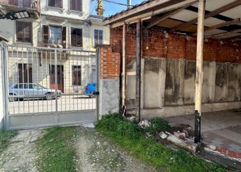 Zona - Box via Giacinto Carena, 17, Torino (zona San Donato) - foto 3