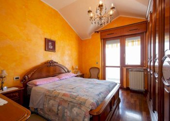 Camera da letto - Quadrilocale via Latina, 50, Collegno - foto 22