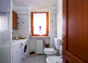 Bagno - Quadrilocale via Latina, 50, Collegno - foto 33