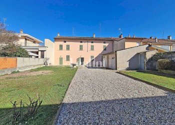Cortile interno - Villa via Borgoratto, 62, Candia Lomellina - foto 32