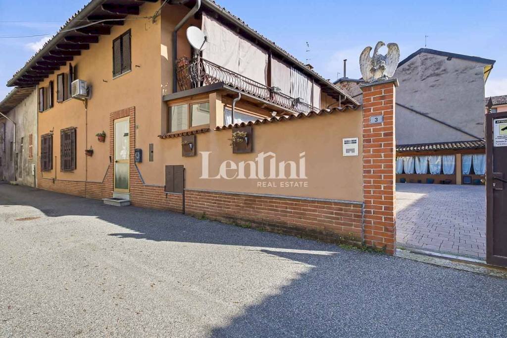 Facciata - Villa via Giuseppe Mazzini, 3, Morano sul Po - foto 2