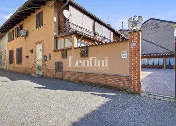Facciata - Villa via Giuseppe Mazzini, 3, Morano sul Po - foto 2