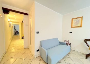 Salone - Negozio via Santa Croce, 16, Moncalieri - foto 6