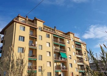 Facciata - Bilocale via San Vincenzo, 24, Vallecrosia - foto 30