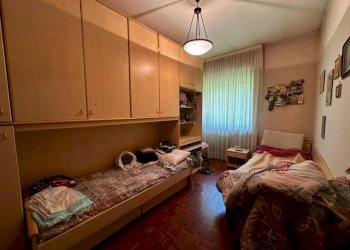 Camera da letto - Three-room apartment via Campo dei Fiori, 49, Gallarate - photo 5