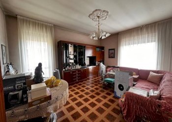Salone - Appartamento via Campo dei Fiori, 49, Gallarate - foto 6