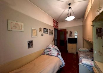 Camera da letto - Appartamento via Campo dei Fiori, 49, Gallarate - foto 14