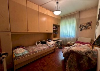 Camera da letto - Appartamento via Campo dei Fiori, 49, Gallarate - foto 15